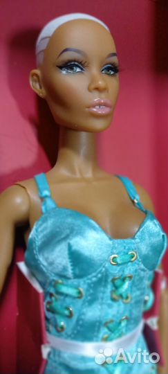 Зури от Integrity toys