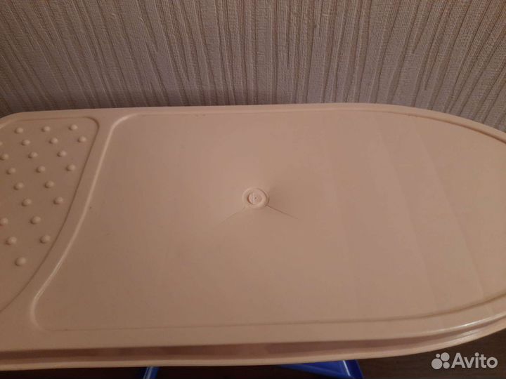 Развивающие игрушки,конструкторы,кубики,глад.доска