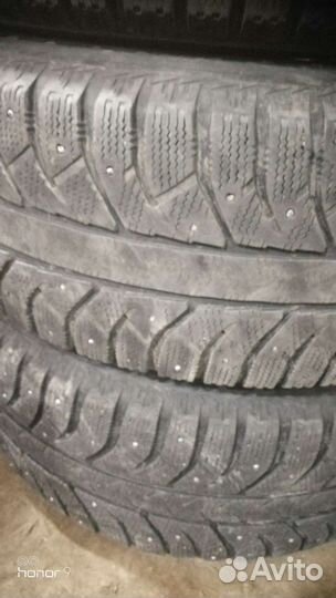 Bridgestone Ice Cruiser 5000 235/60 R16
