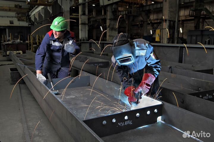 Слесарь / вахта