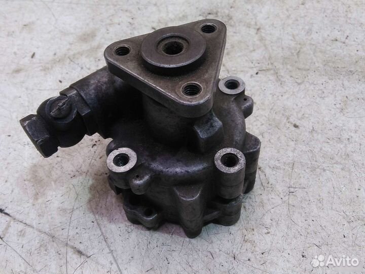 Насос гур VW Pointer/Golf BR 2004-2009 AZN