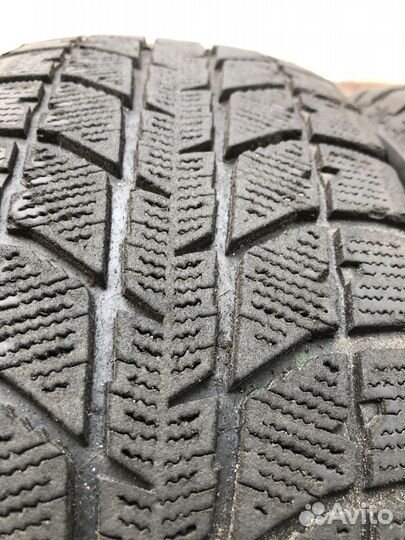 Bridgestone Blizzak WS-70 205/60 R16