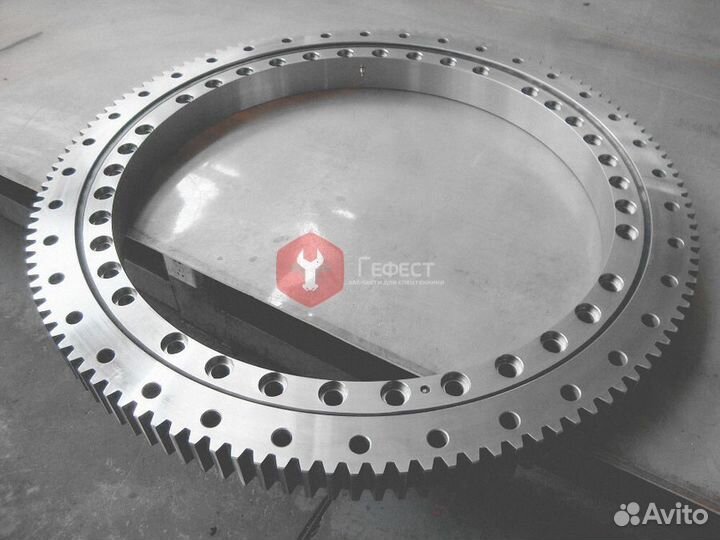 Опорно-поворотный круг Volvo EC210BNC