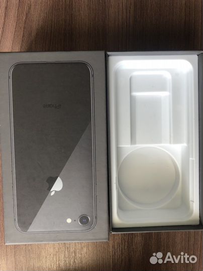 Коробка от iPhone 8,5