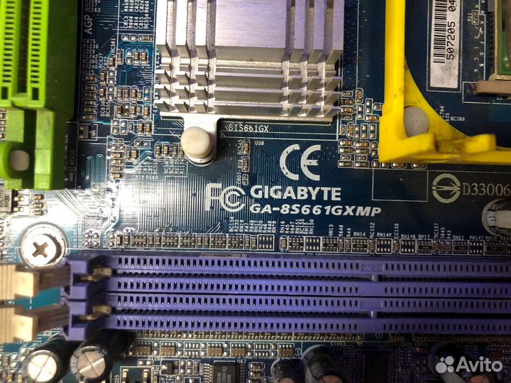 Материнская плата (Ретро)