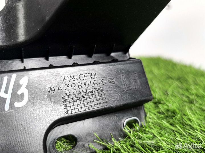 Кронштейн полки багажника левый Mercedes-Benz