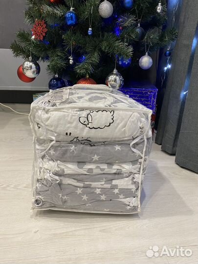 Бортики в детскую кроватку и детская ванночка