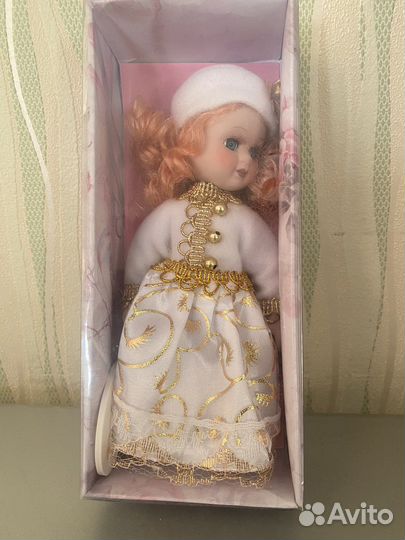 Фарфоровые коллекционные куклы