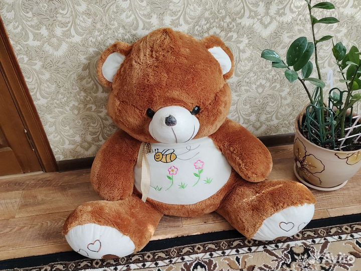 Большие плюшевые медведи