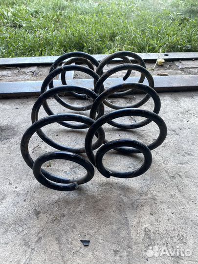 Пружины передние priora