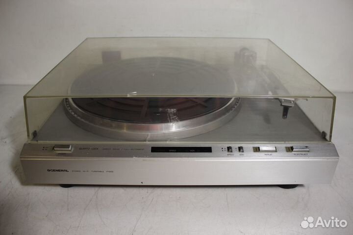 General P1000 Виниловый проигрыватель Japan