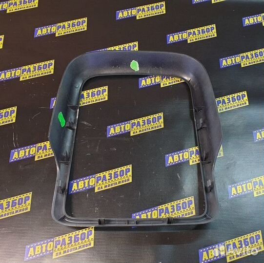 Накладка декоративная Renault Duster