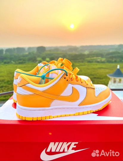 Nike Dunk Low «Laser Orange»