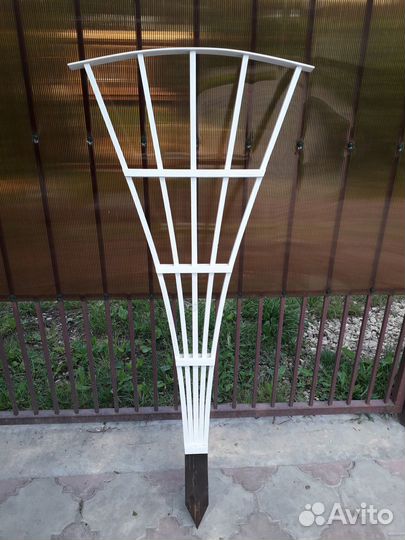 Опора шпалера для вьющихся растений