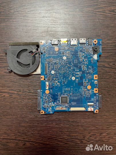 Материнская плата на Acer ES1-531 448.05304.0011