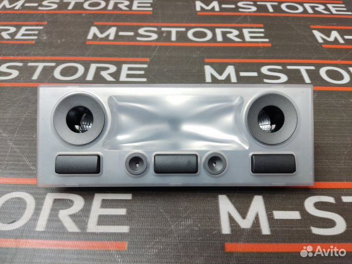 Плафон освещения Bmw 7-Series E66/65 N62B44A 2005