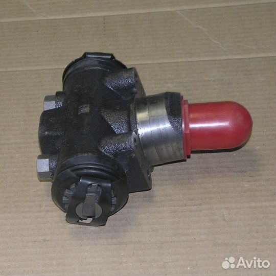 Цилиндр колесный тормозной урал (механизм клиновой