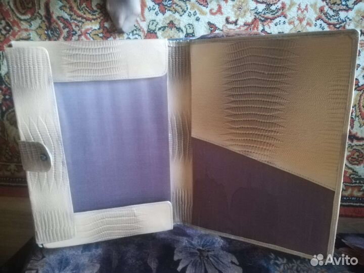 Папка раритет. Натуральная кожа под крокодила