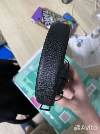 Беспроводные наушники marshall major