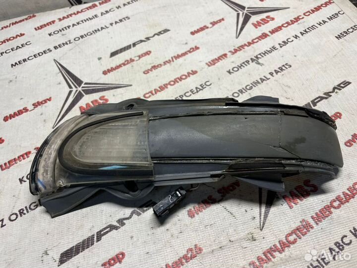 Поворотник w220 Mercedes левый дорест без стекла