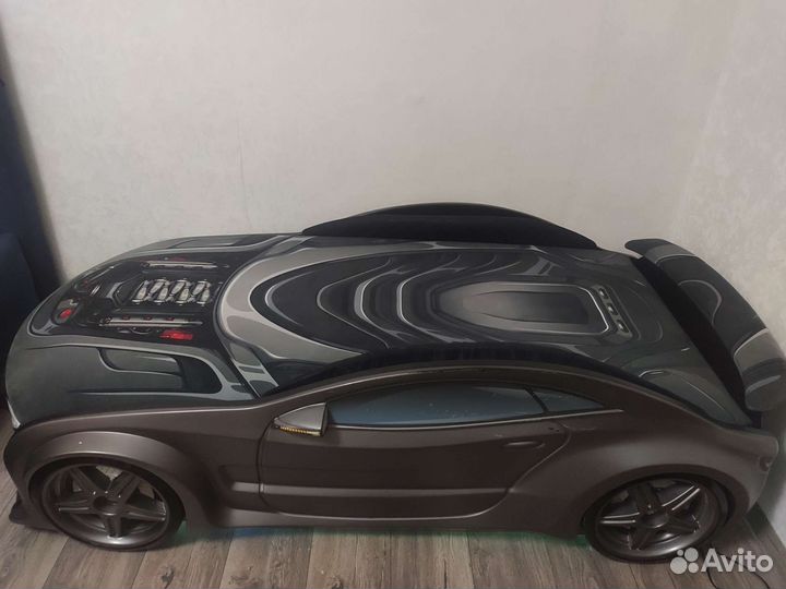 Детская кровать машина с подсветкой