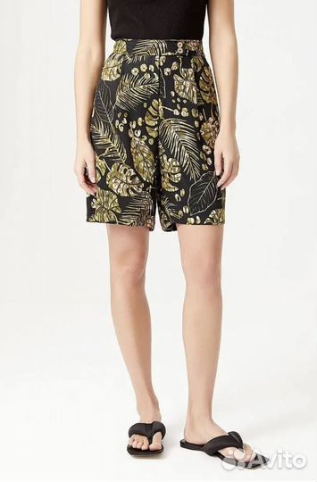 Костюм с шортами летний пляжный Sela