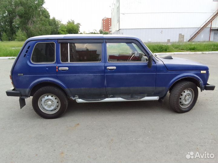 LADA 4x4 (Нива) 1.7 МТ, 2004, 230 000 км