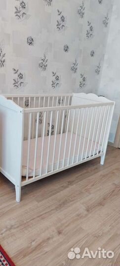 Детская кроватка Икеа Хенсвик