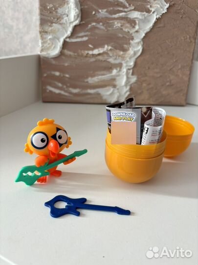 Попугай 2024 Kinder Maxi продажа или обмен