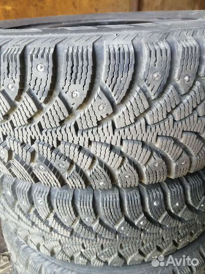 Nokian Tyres Hakkapeliitta 4 195/65 R15 95T