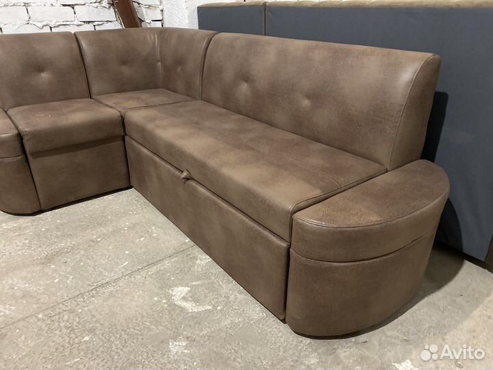 Кухонный уголок