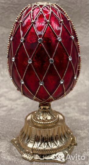 Яйцо Фаберже с короной Российской Империи
