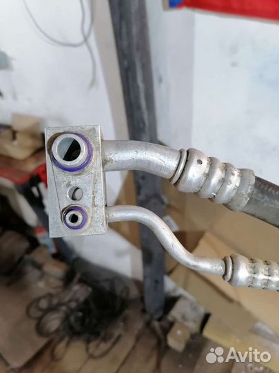 Трубка компрессора кондиционера Opel Astra h