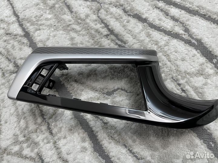Декоротивные планки BMW G30