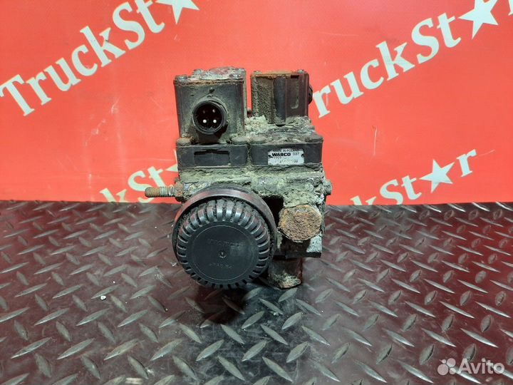 Кран уровня пола главный