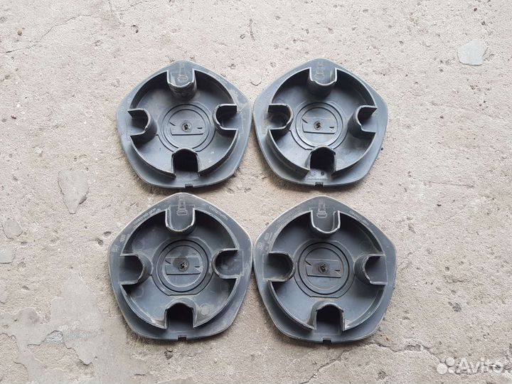 Заглушки на диски Opel GM