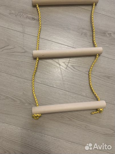 Веревочная лестница деревянная для турника