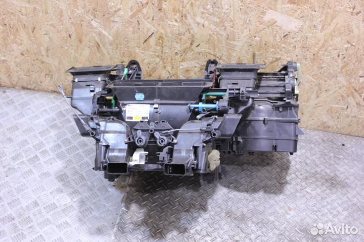 Корпус отопителя Bmw 7 e66 2001-2008