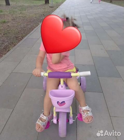 Детский трехколесный велосипед