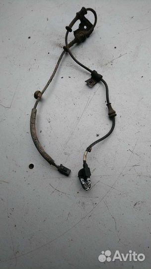 Датчик abs передний kia rio 3/solaris R, L