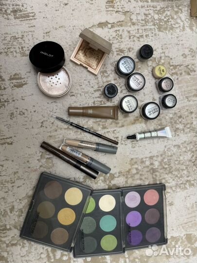 Косметика визажиста б/у