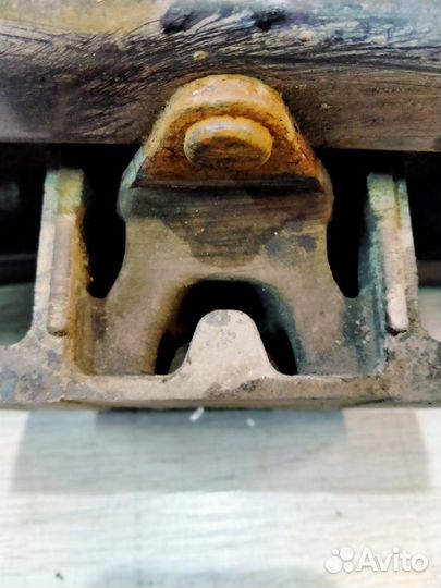 Подушка кпп Infiniti Fx S51