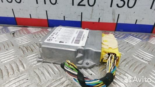 Блок управления airbag volkswagen touran (1T3) (RS