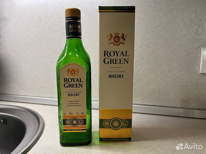Бутылка виски подарочная коробка 0.75 Royal Green
