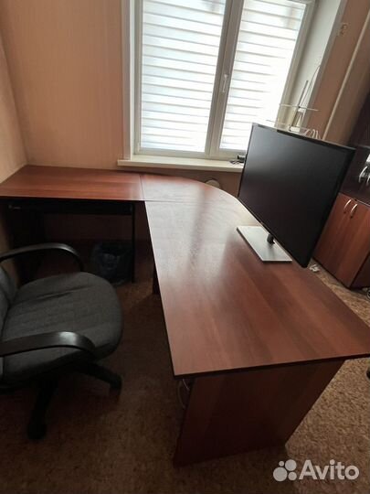 Компьютерный стол