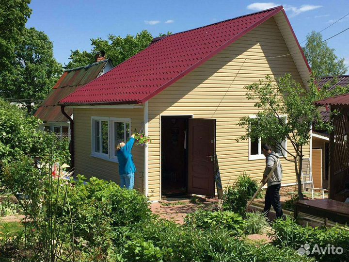 Бригада строителей