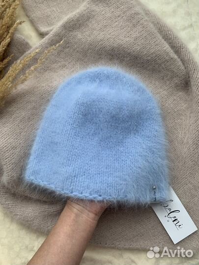 Шапка бини из ангоры 80