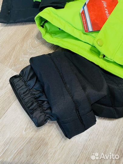 Костюм демисезонный новый р. 122