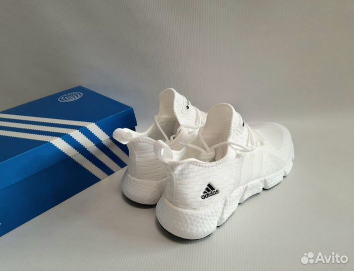 Кроссовки Adidas тренинг артикул 905 белый