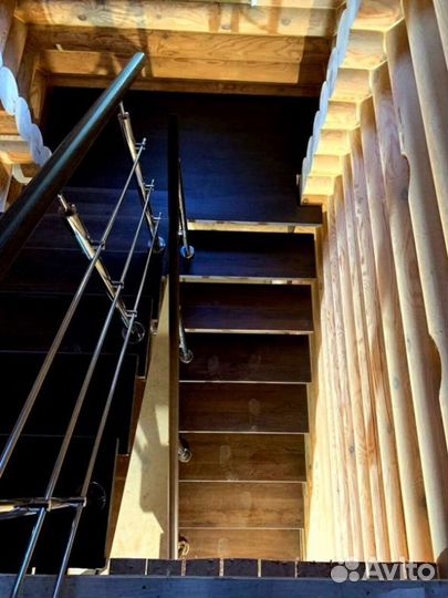 Лестница в коттедж